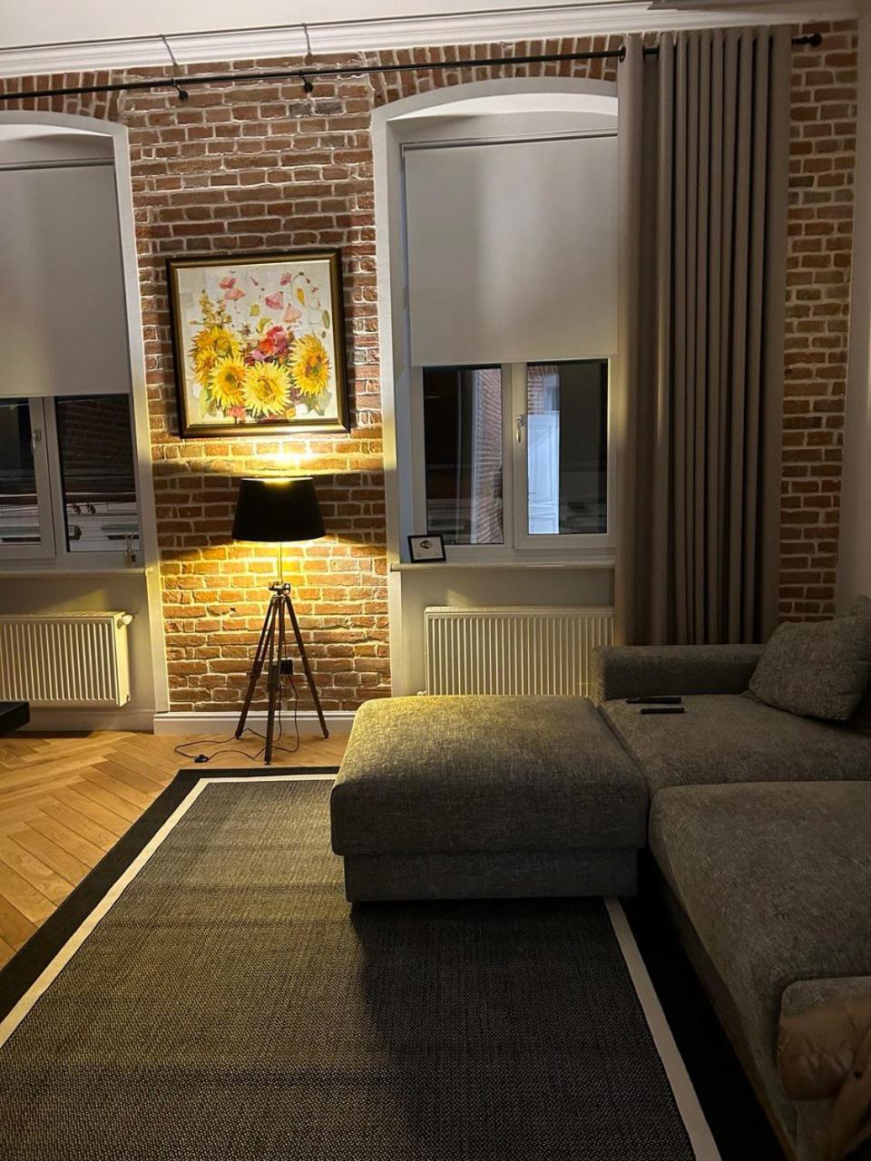 Seveneleven Apartments 체르니우치 외부 사진